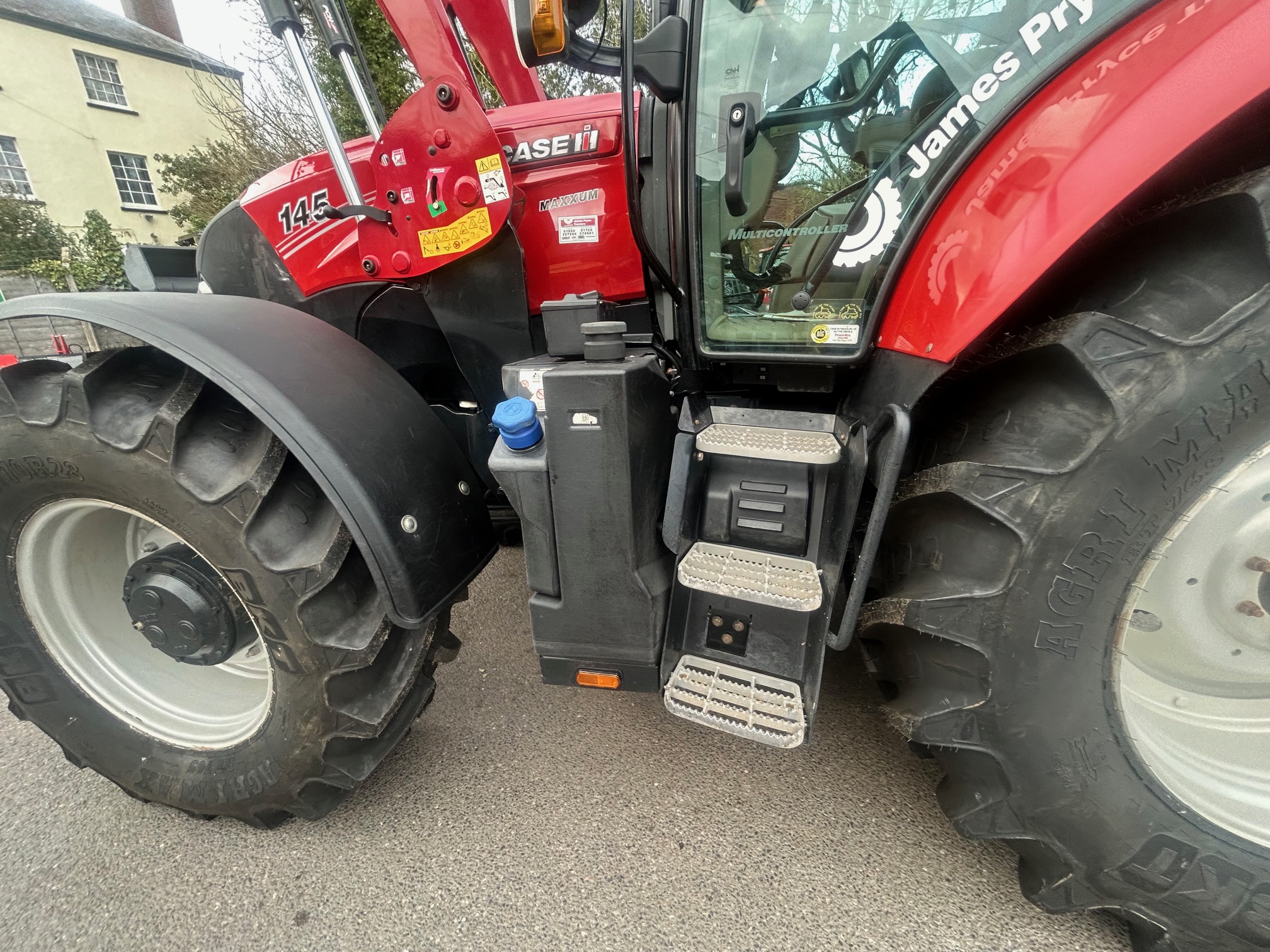 Case IH Maxxum 145 & loader Image