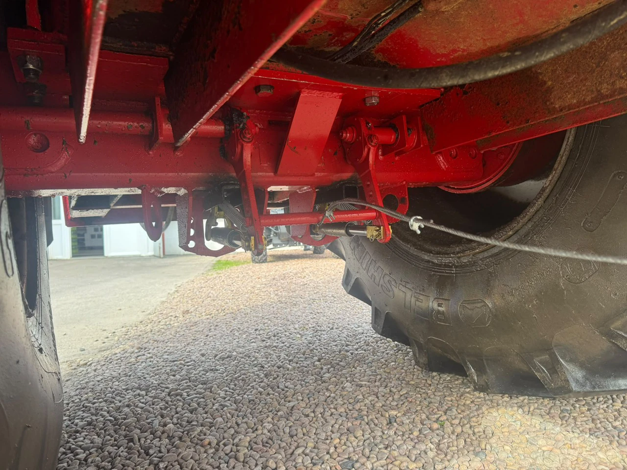 Hispec 2500 SA-R Vacuum tanker Image