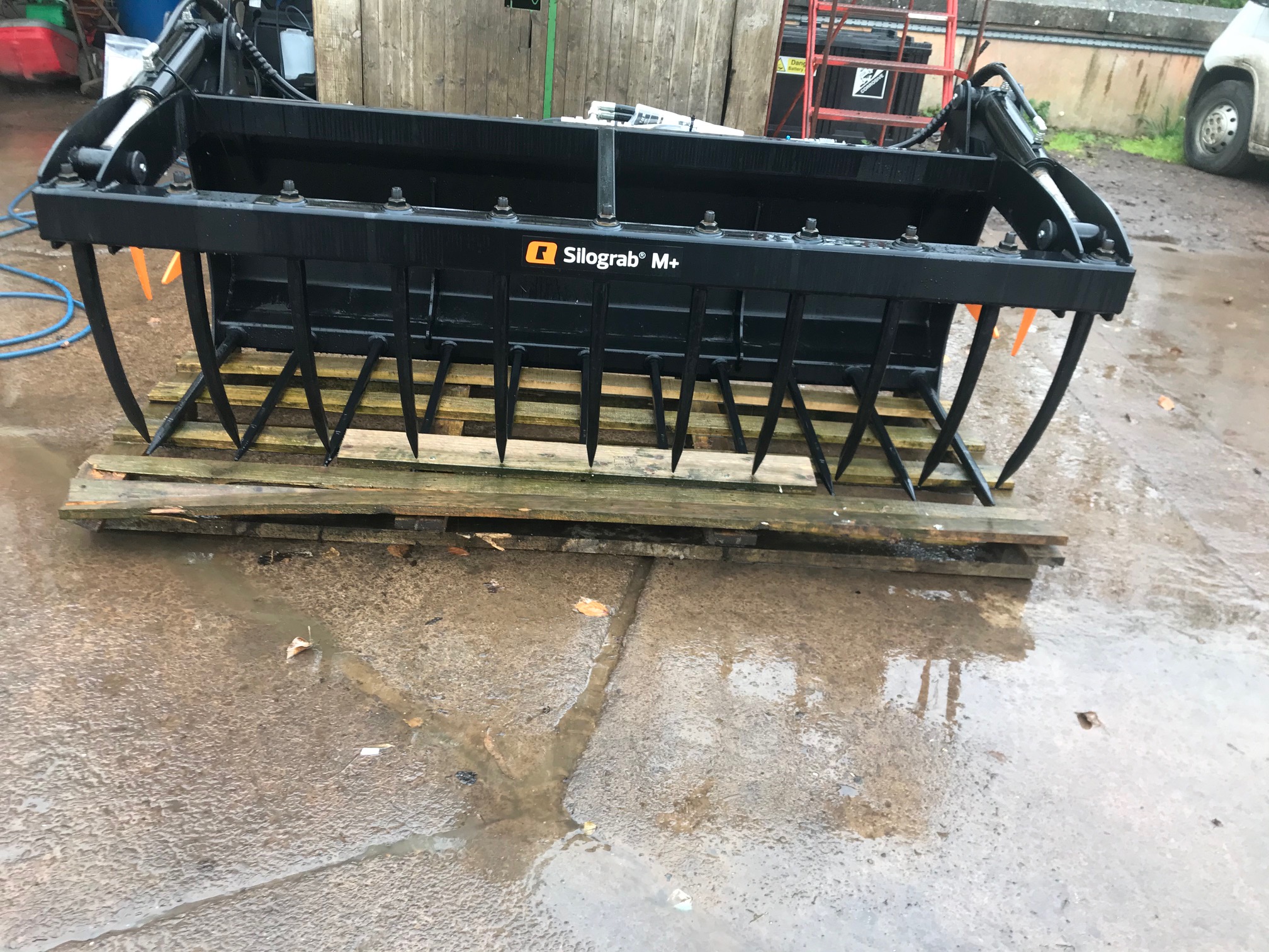 Quicke Silograb M+ 210