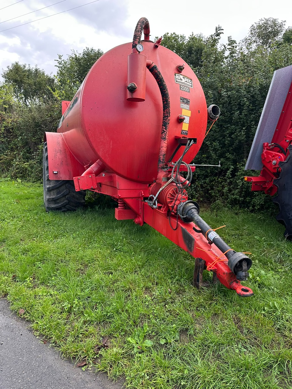 Hispec 2300 SA-R Vacuum tanker Image