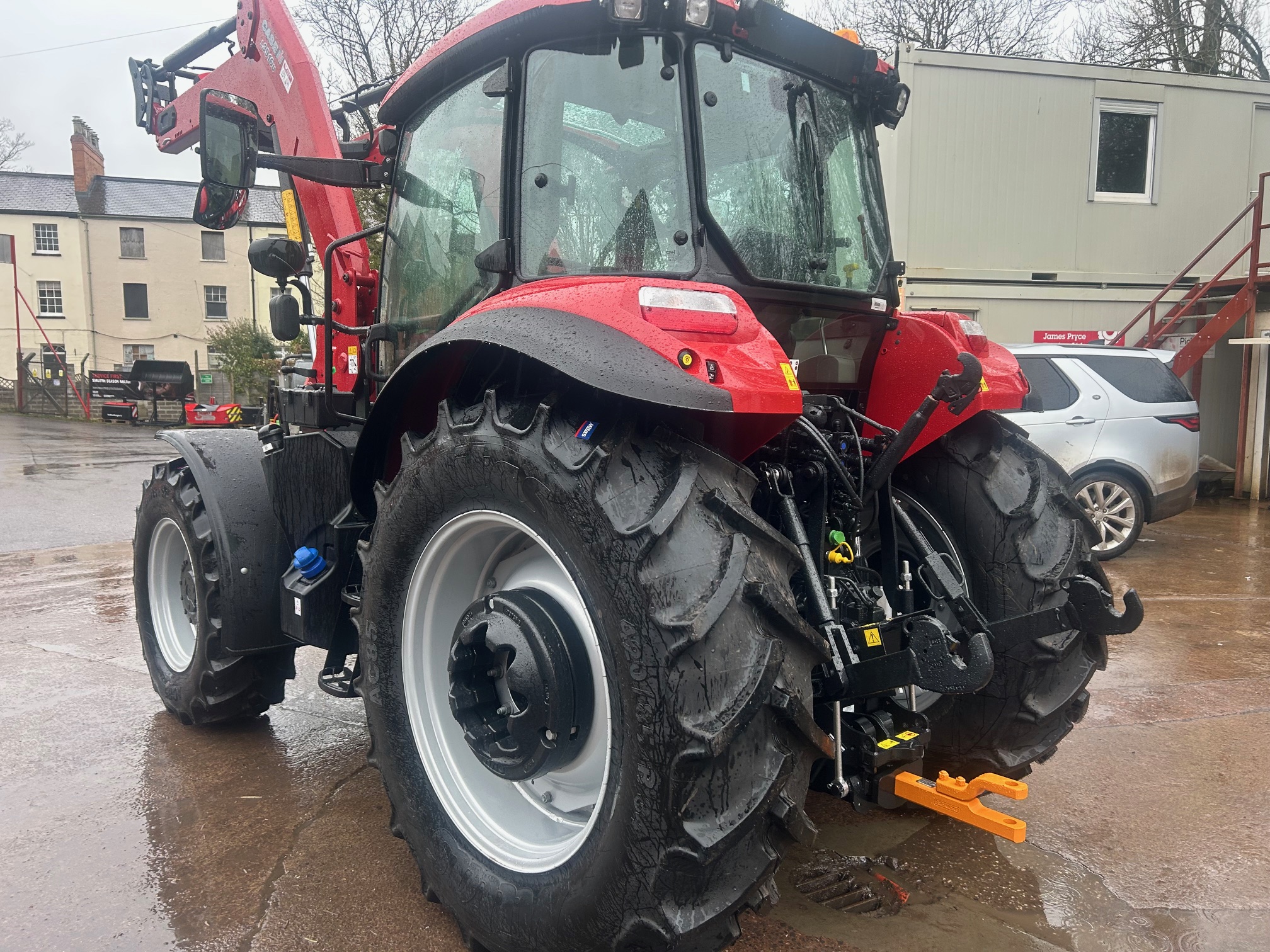New Case IH Farmall 110C & loader Image
