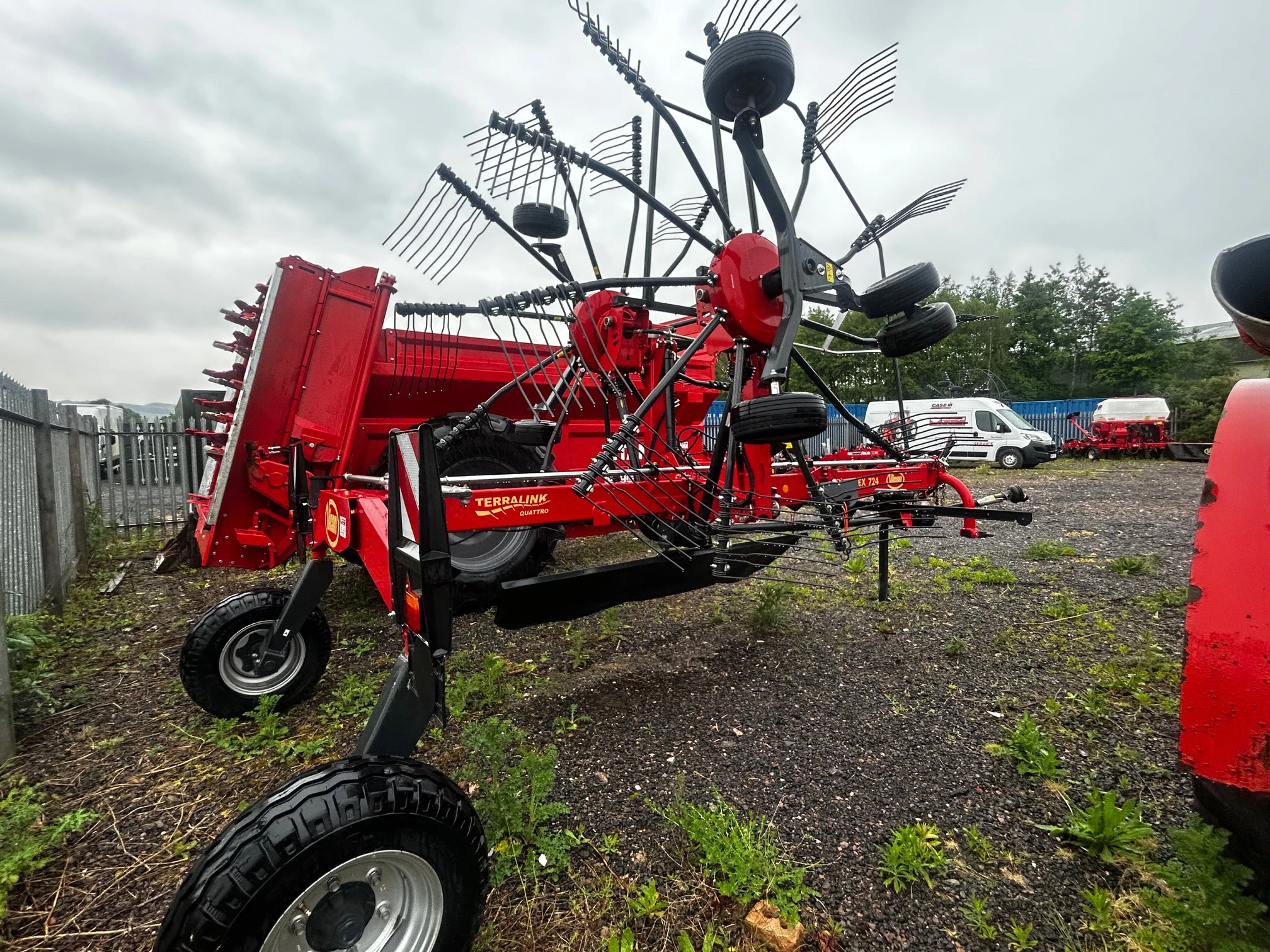 Vicon Andex 724 rake Image