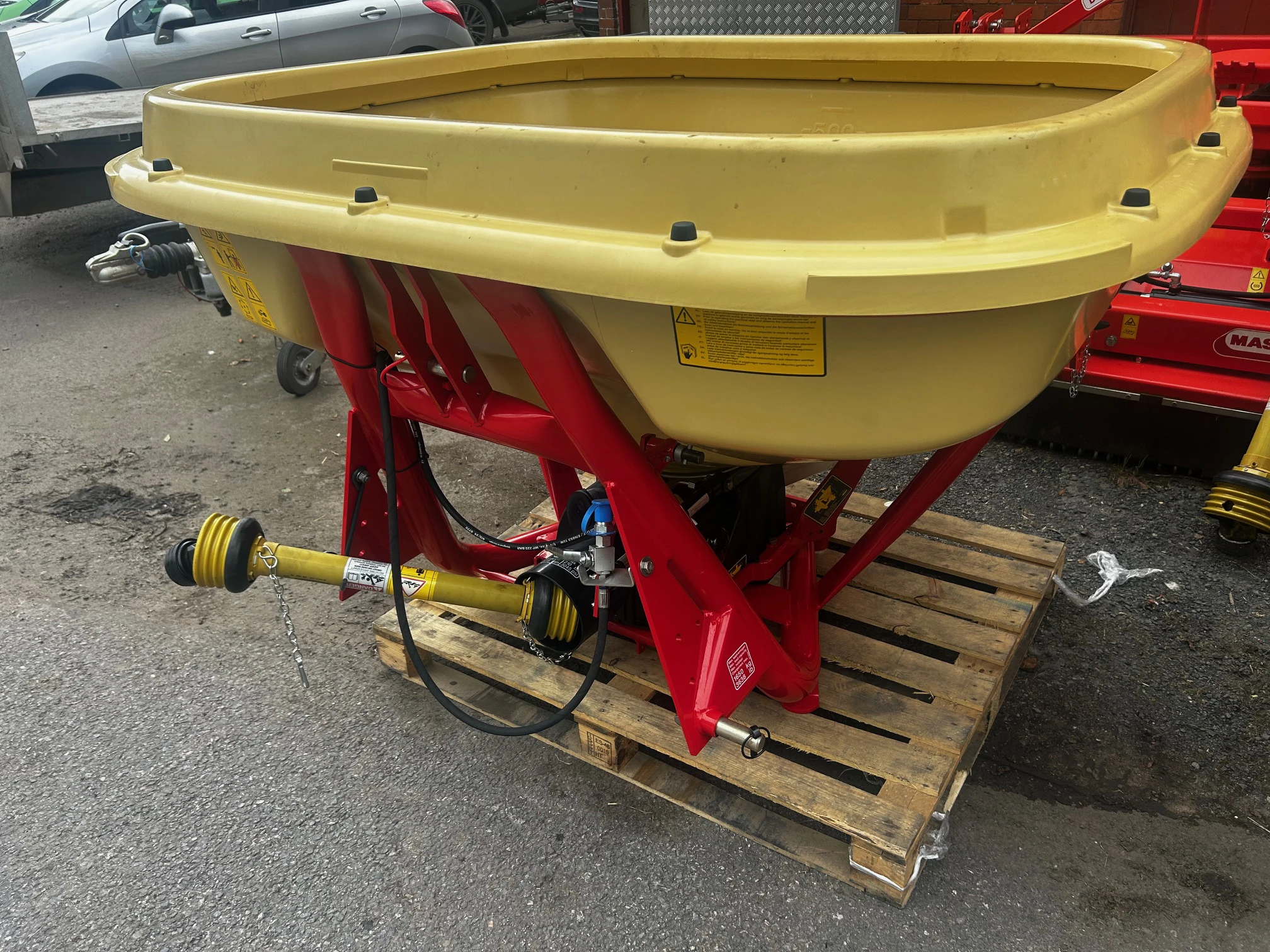 Vicon 954H Varispreader Image