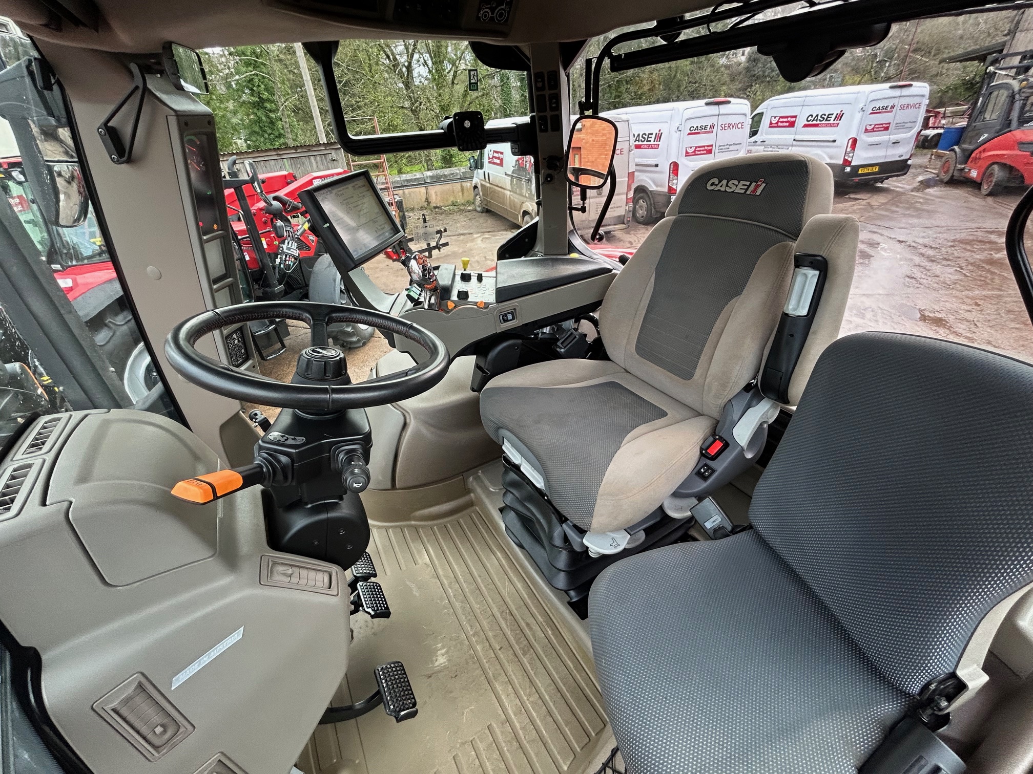 Case IH Puma CVX240 (2) Image