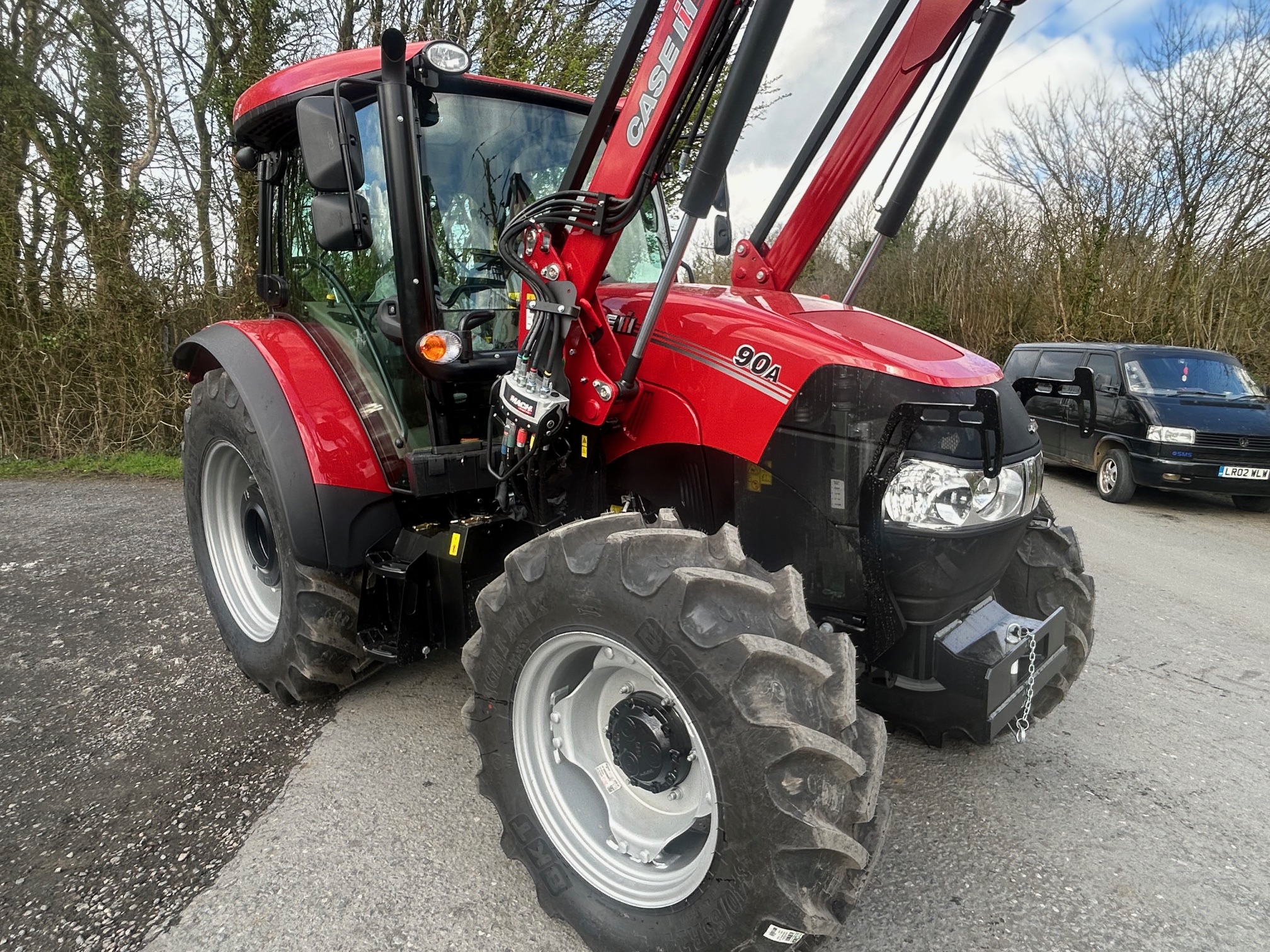 New Case IH Farmall 90A & loader
