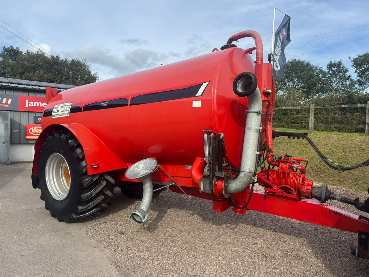 Hispec 2500 SA-R Vacuum tanker