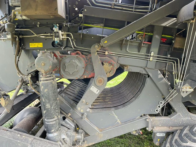 Claas Quadrant 3200 Baler Image