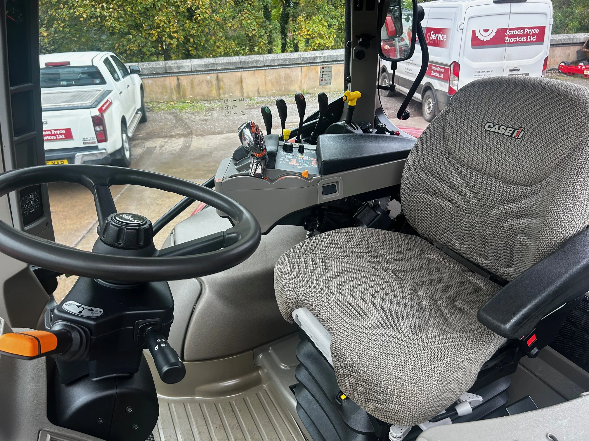 Case IH Maxxum 150 Multicontroller Image