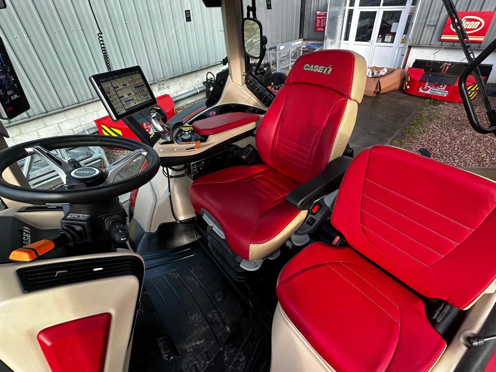 Case IH Optum CVX300 Image