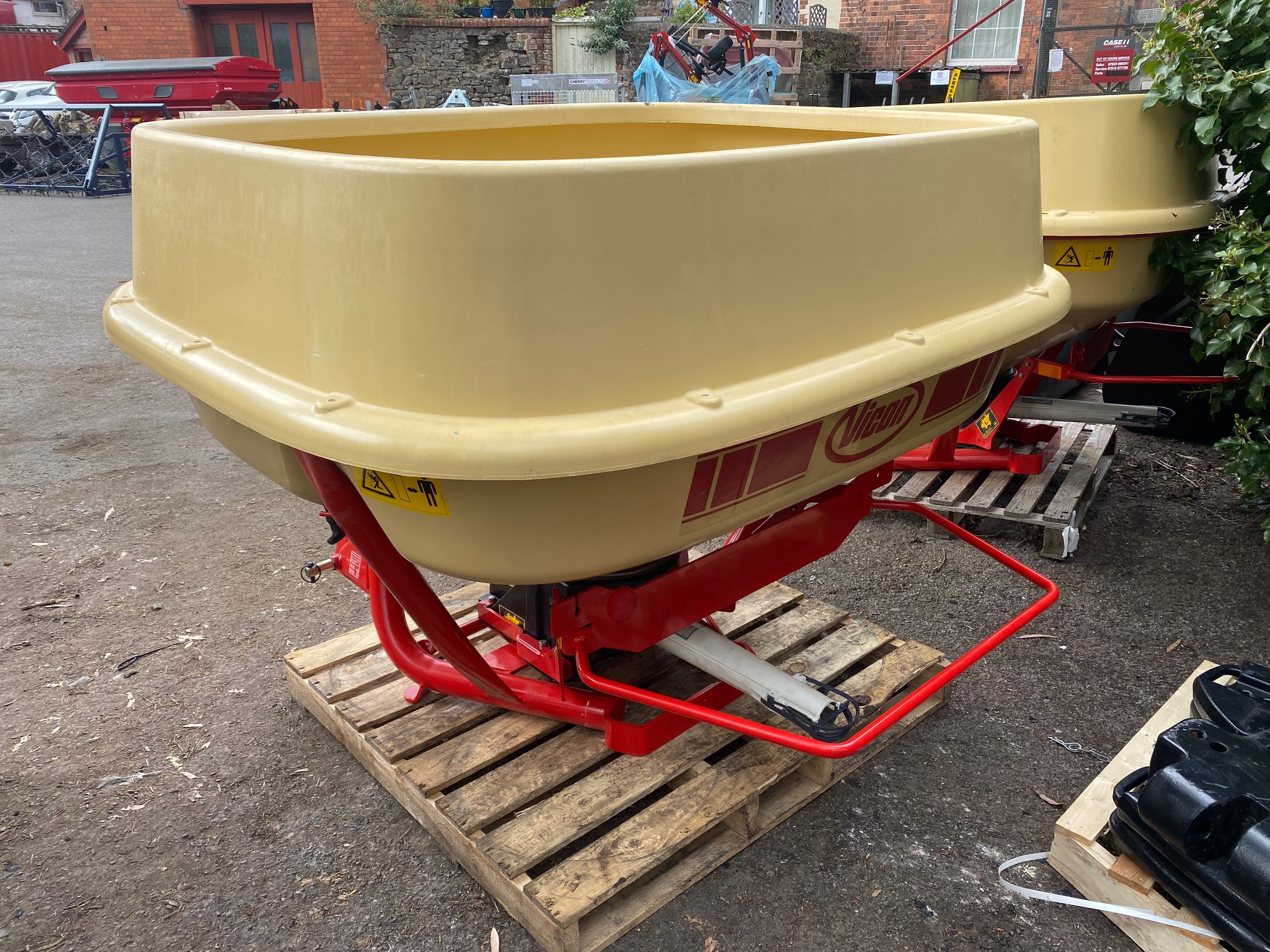 Vicon 1354H Varispreader Image