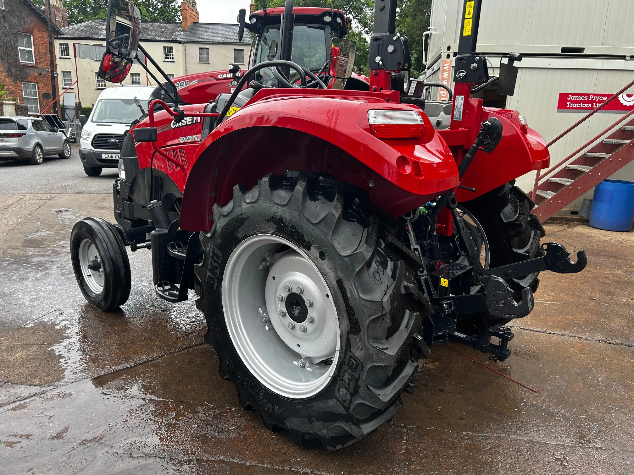 Case IH Farmall 55C ROPS Image