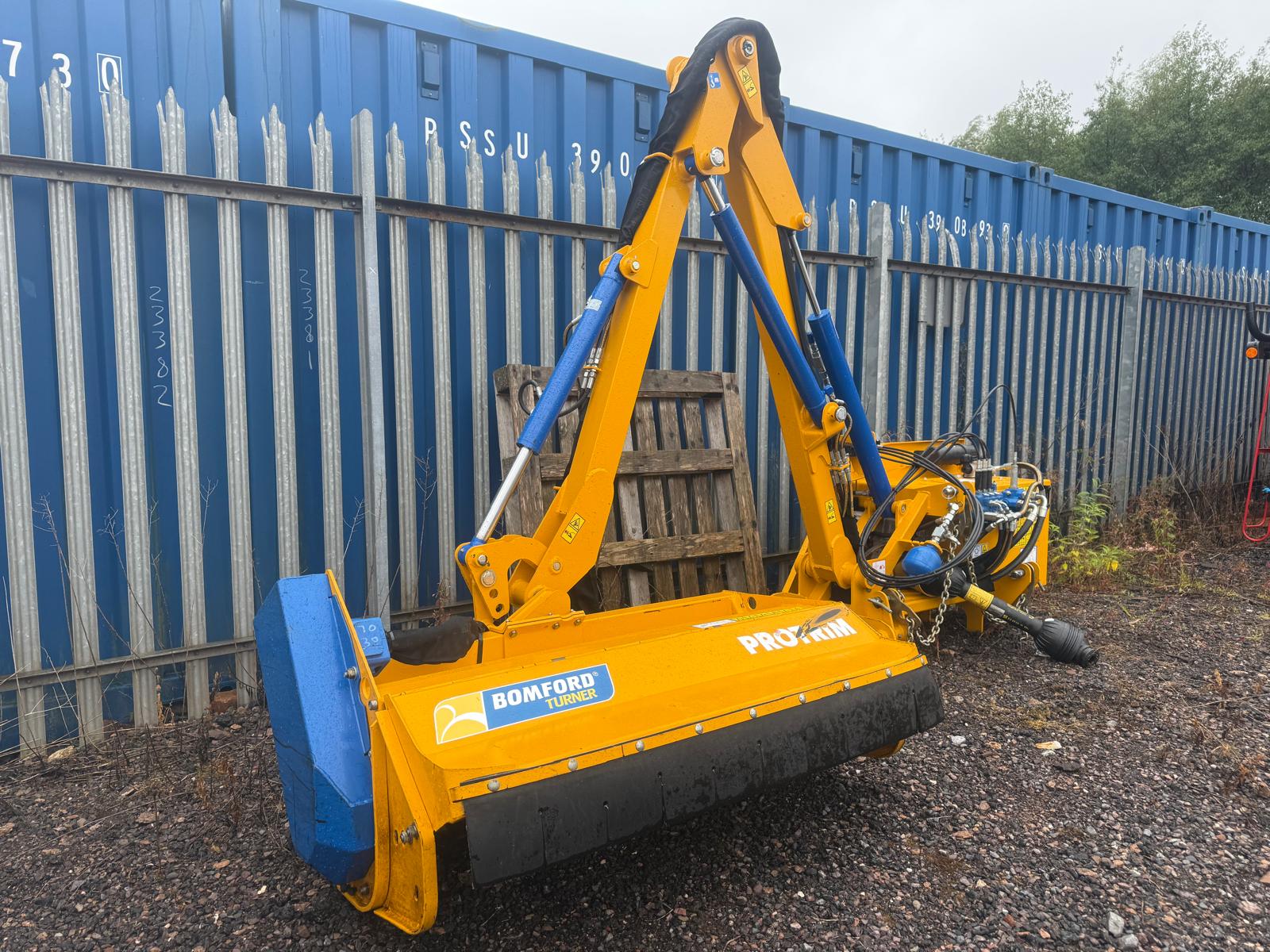 Bomford Raven 4.7 Hedgecutter Image