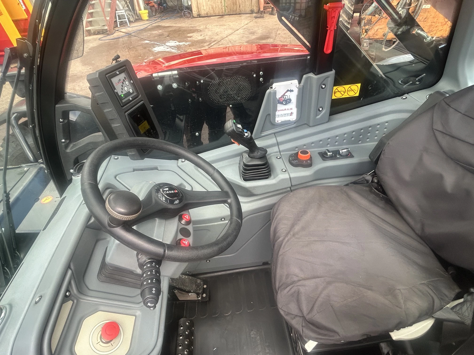 Case IH Farmlift 626 Telehandler Image