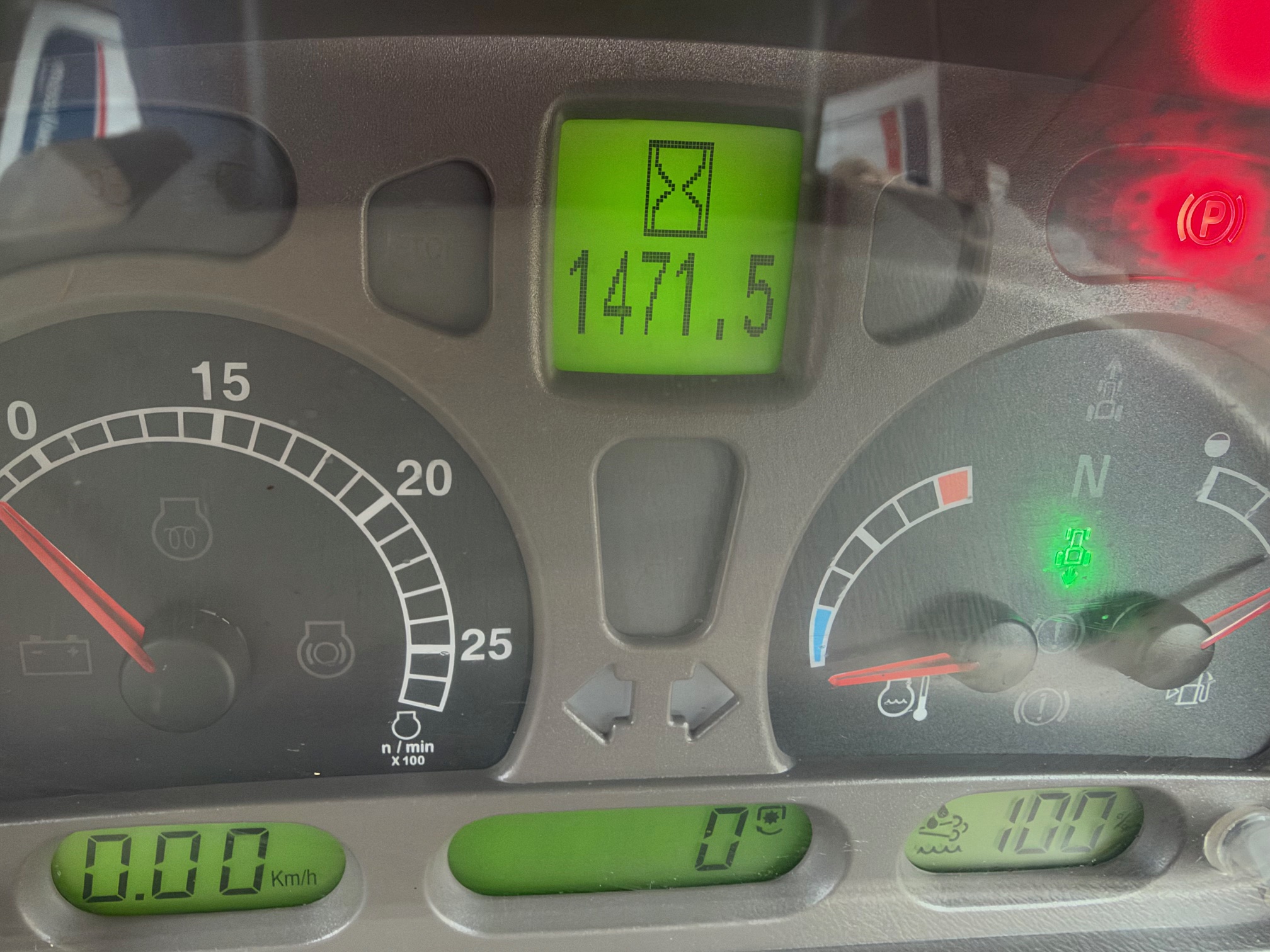 Case IH Maxxum 125 & loader (1) Image