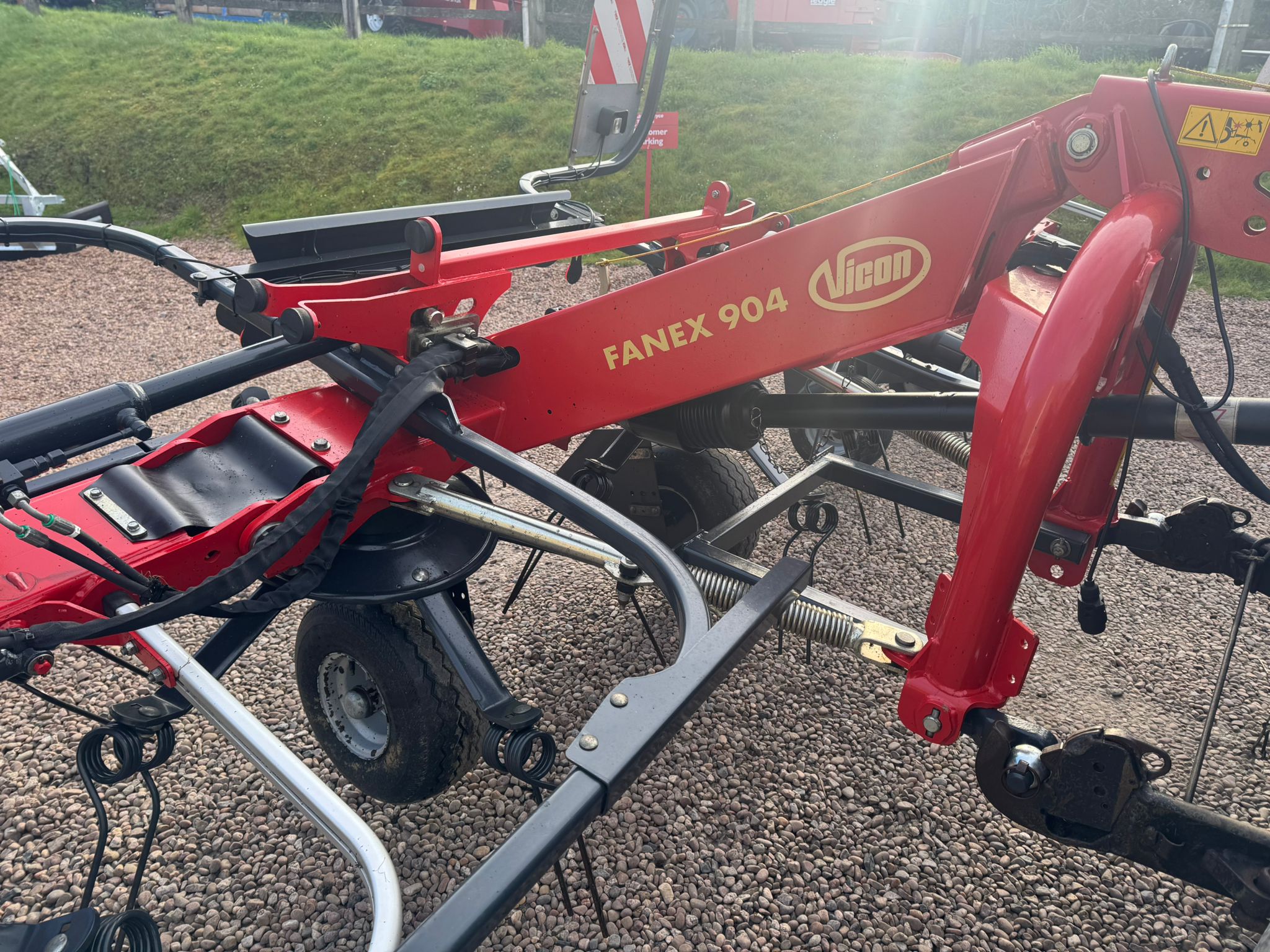 Vicon Fanex 904 tedder Image