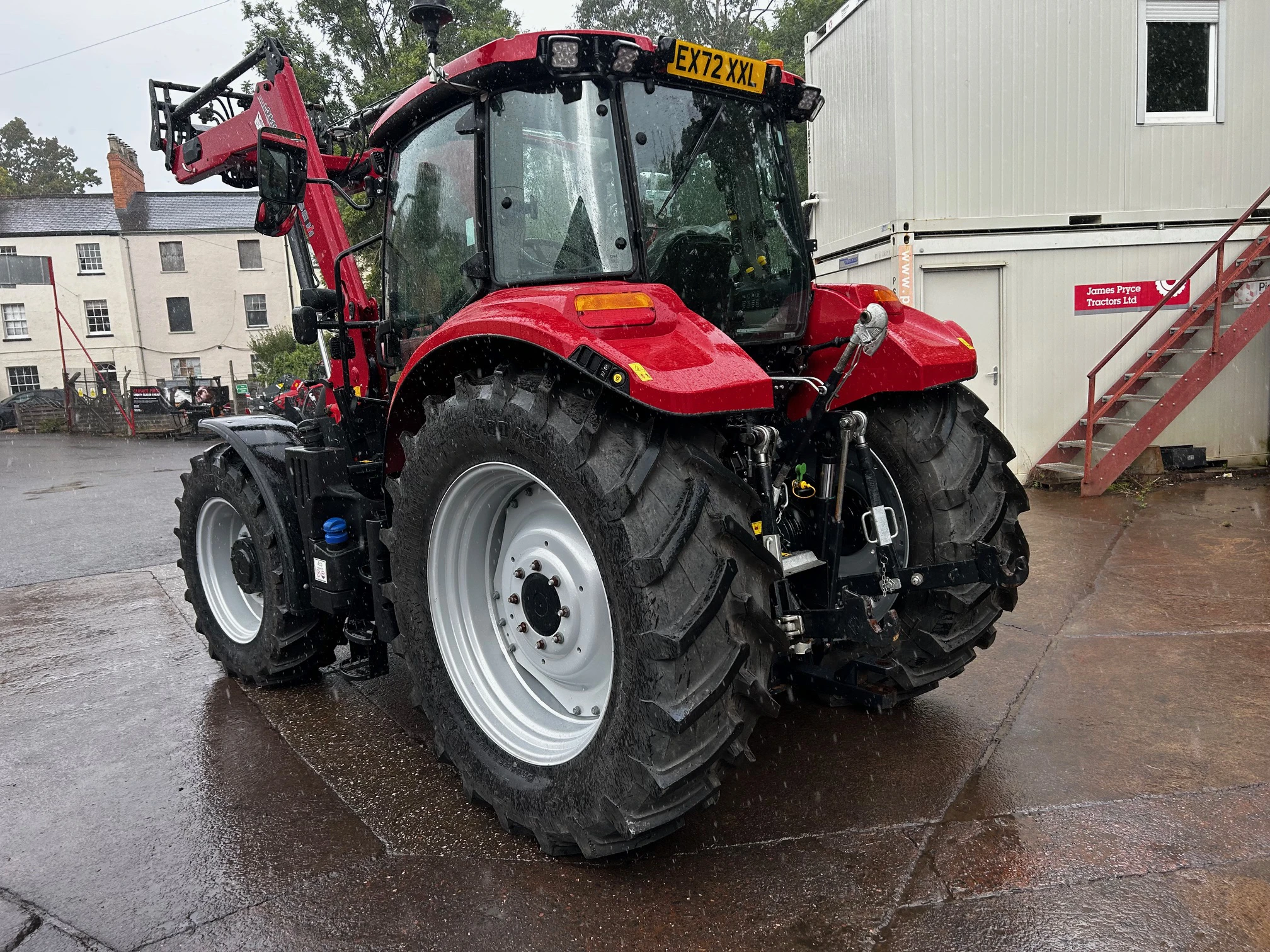 Case IH Luxxum 120 & loader Image