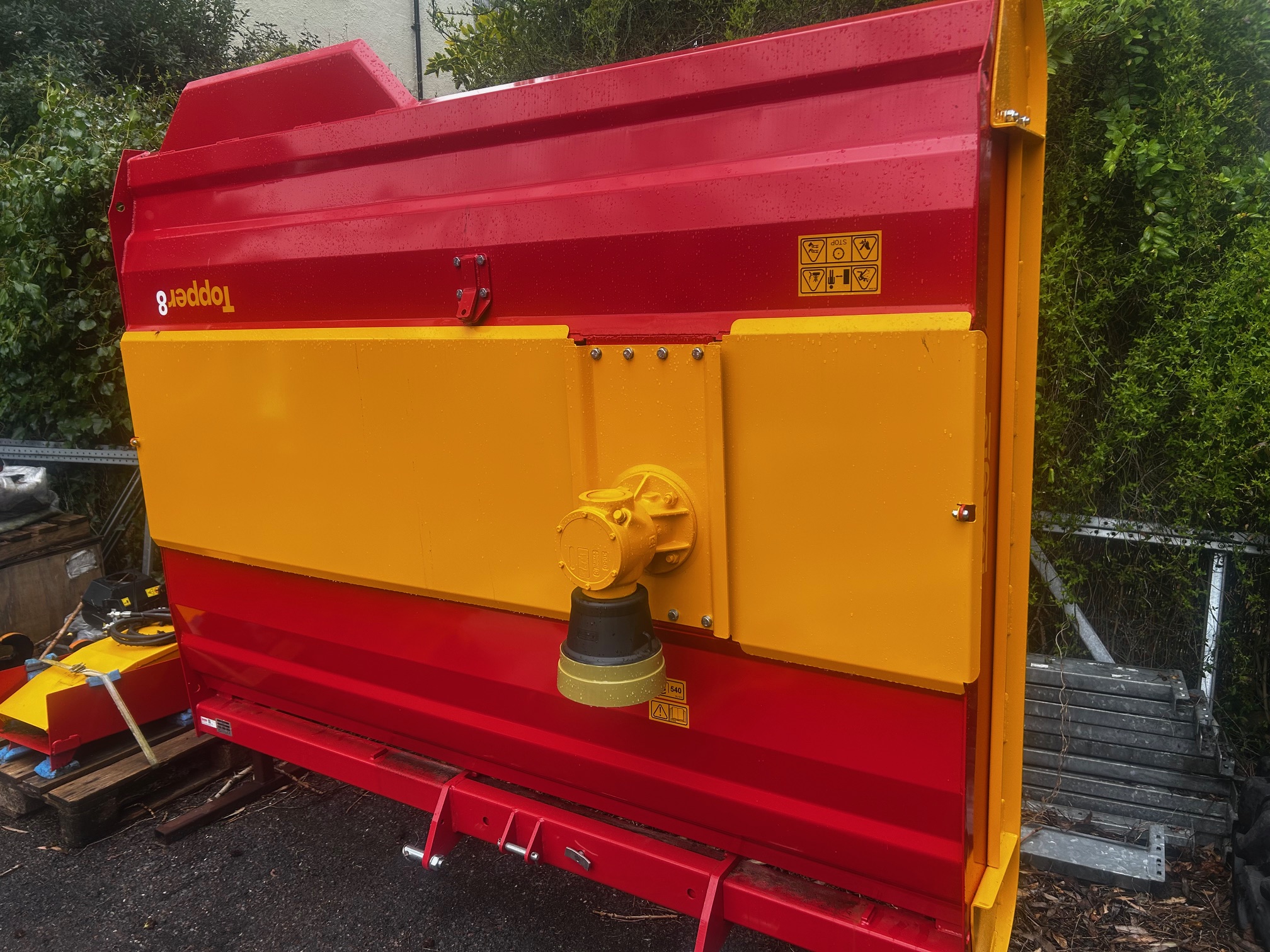 Teagle Topper 8 Image