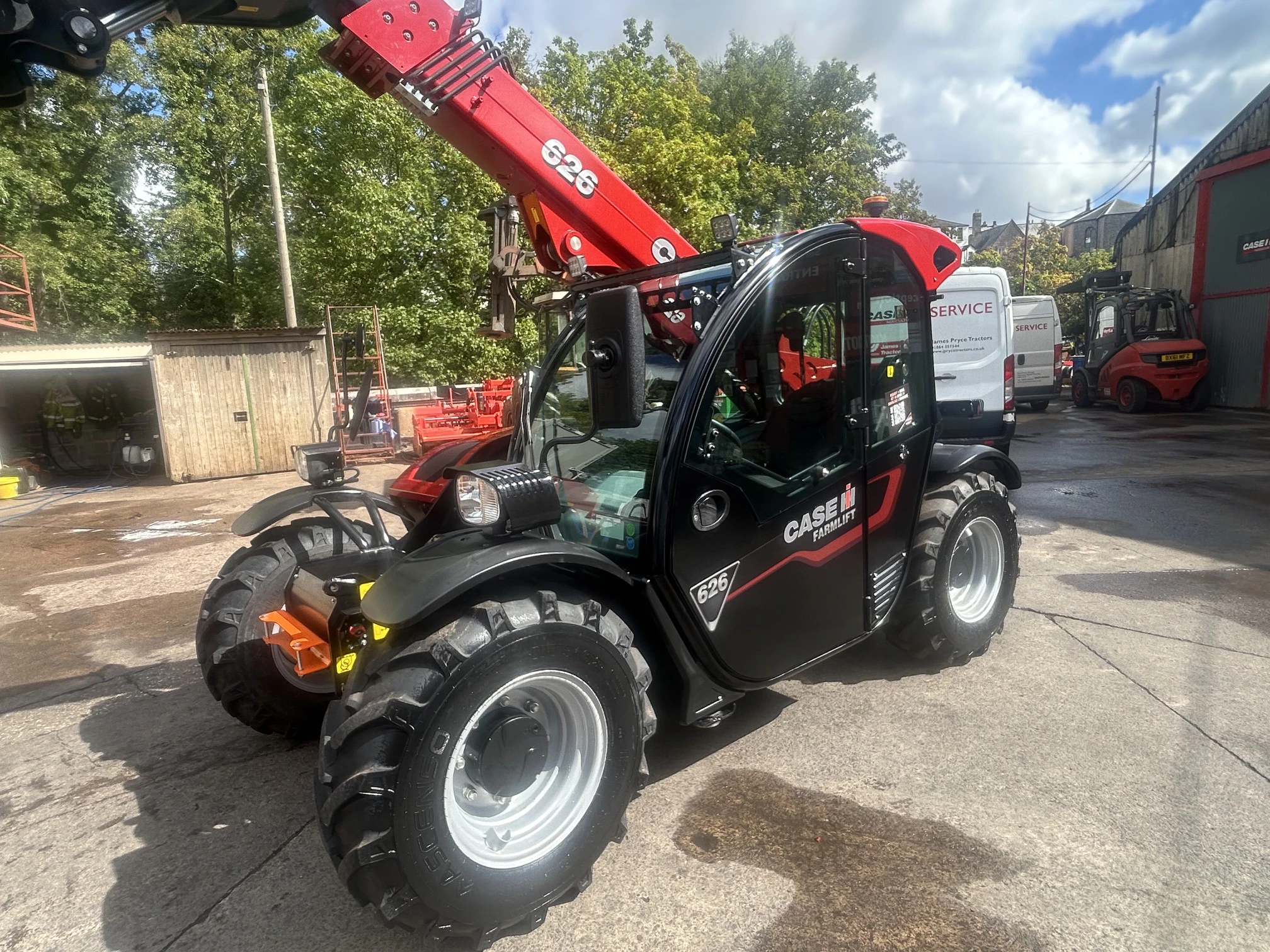 Case IH Farmlift 626 Telehandler Image