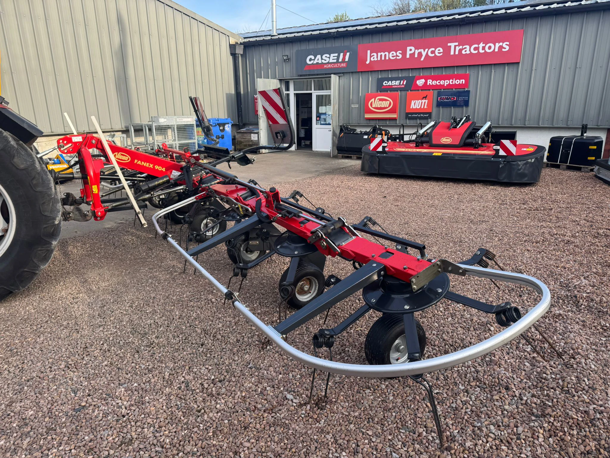 Vicon Fanex 904 tedder Image