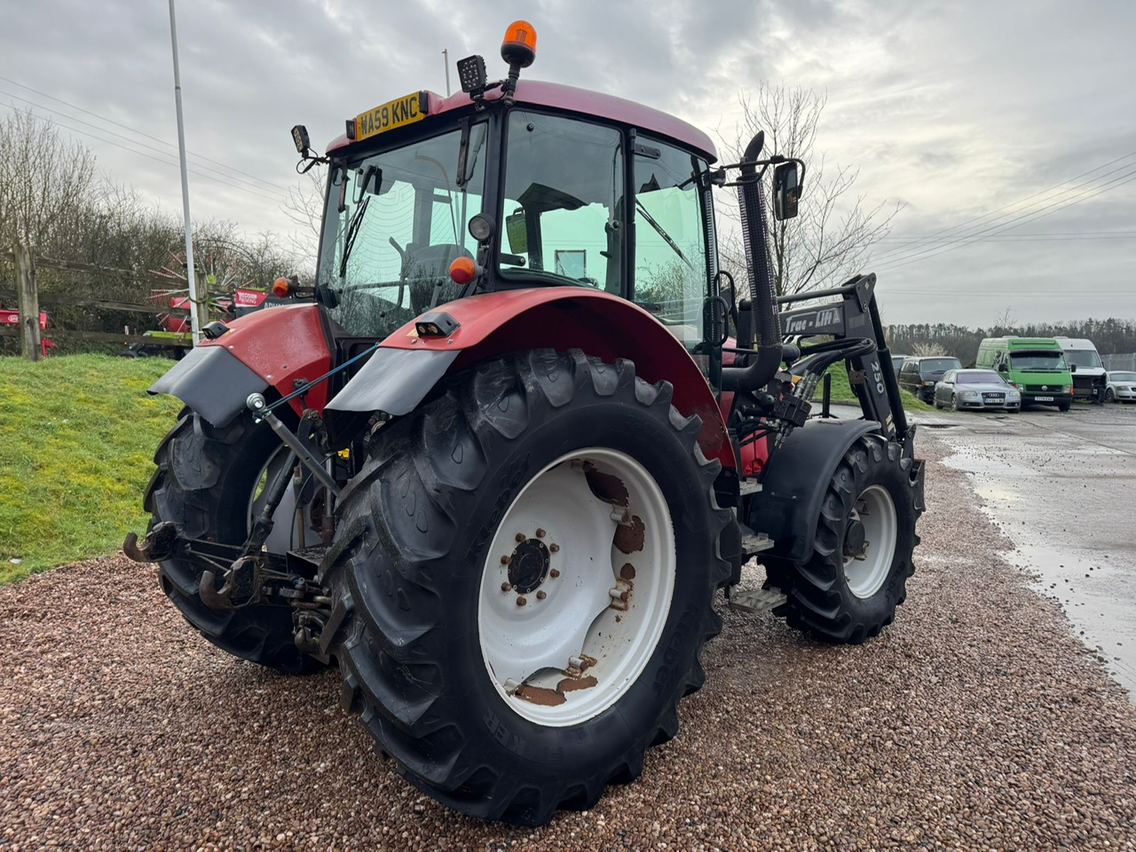Zetor Forterra 125 & loader Image