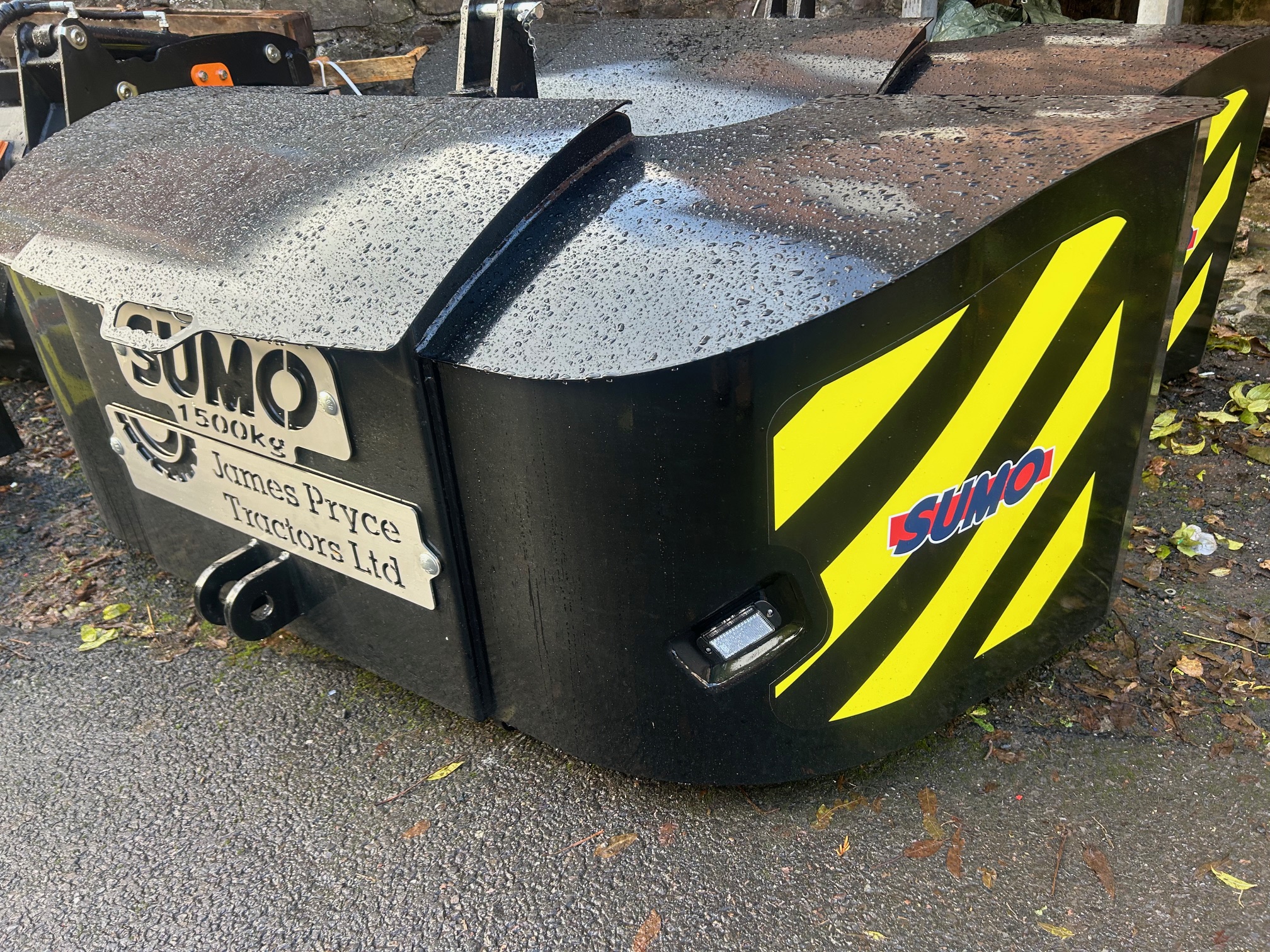 Sumo 1,500kg Front Linkage Weight Image
