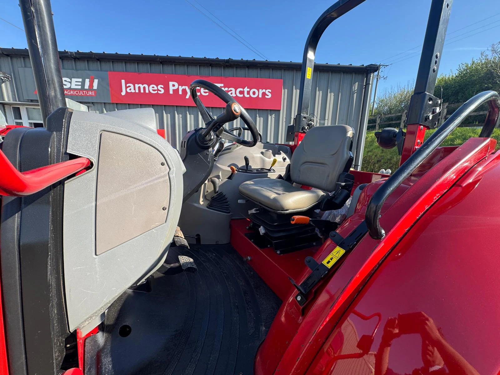 Case IH Farmall 55C Image