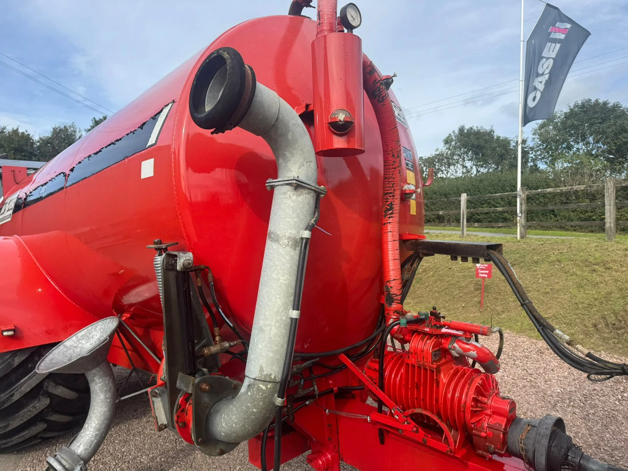 Hispec 2500 SA-R Vacuum tanker Image