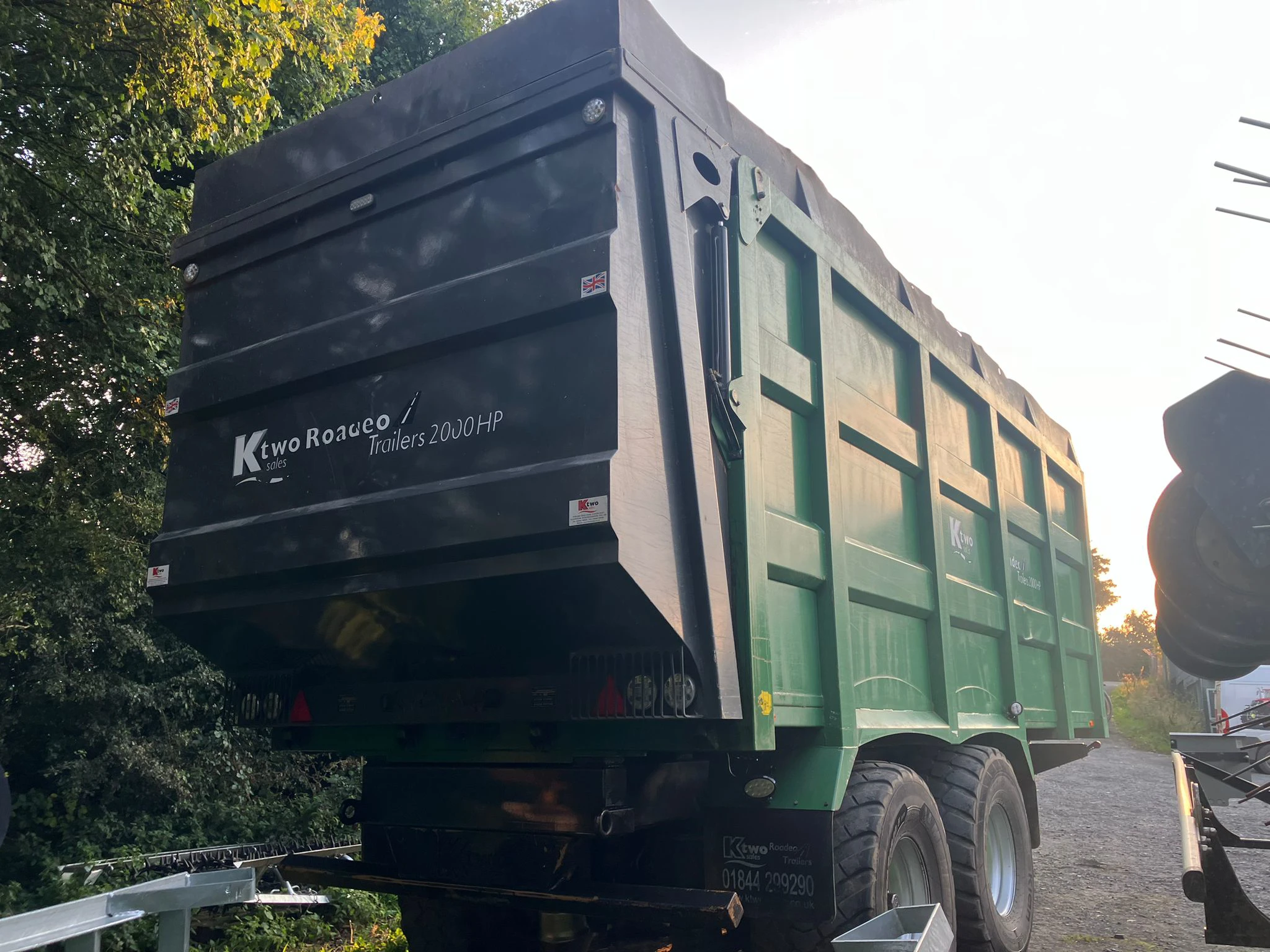 K Two Roadeo 2000 Pusher trailer Image