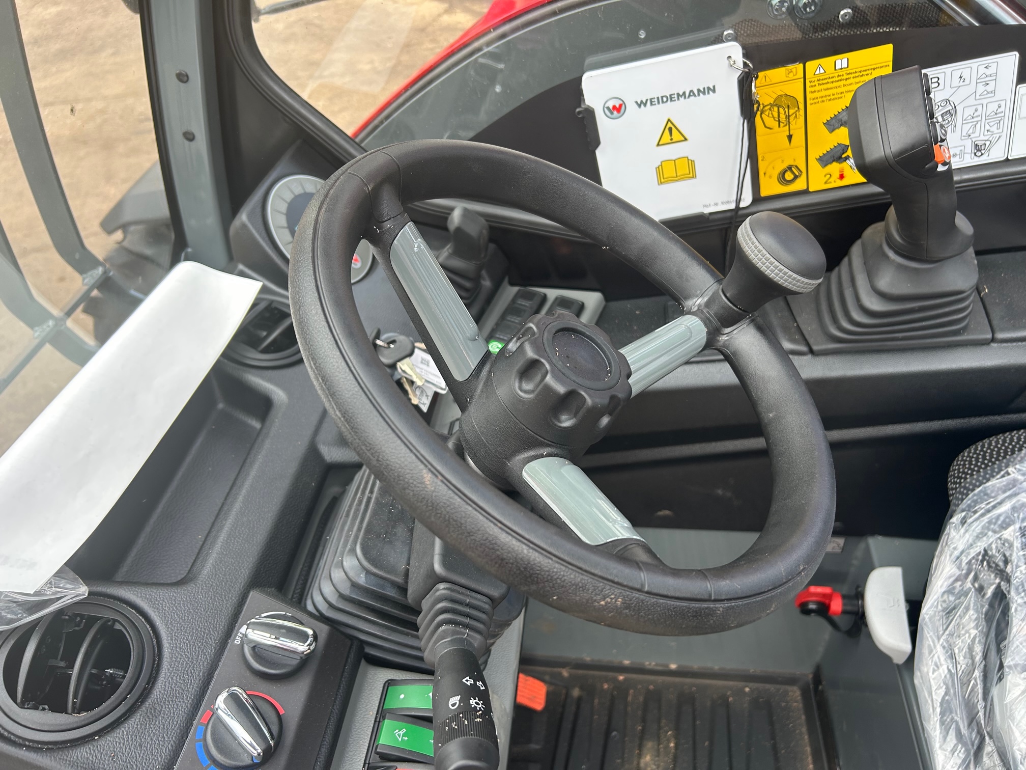 Weidemann T4512 Image