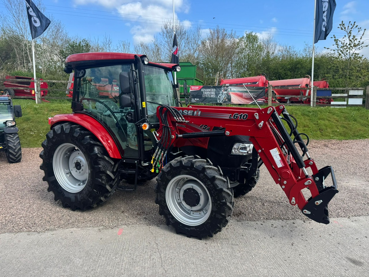 Case IH Farmall 75A & loader