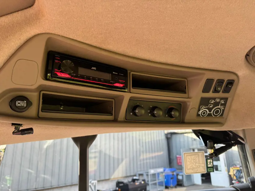 Case IH Vestrum CVX130 (2) Image