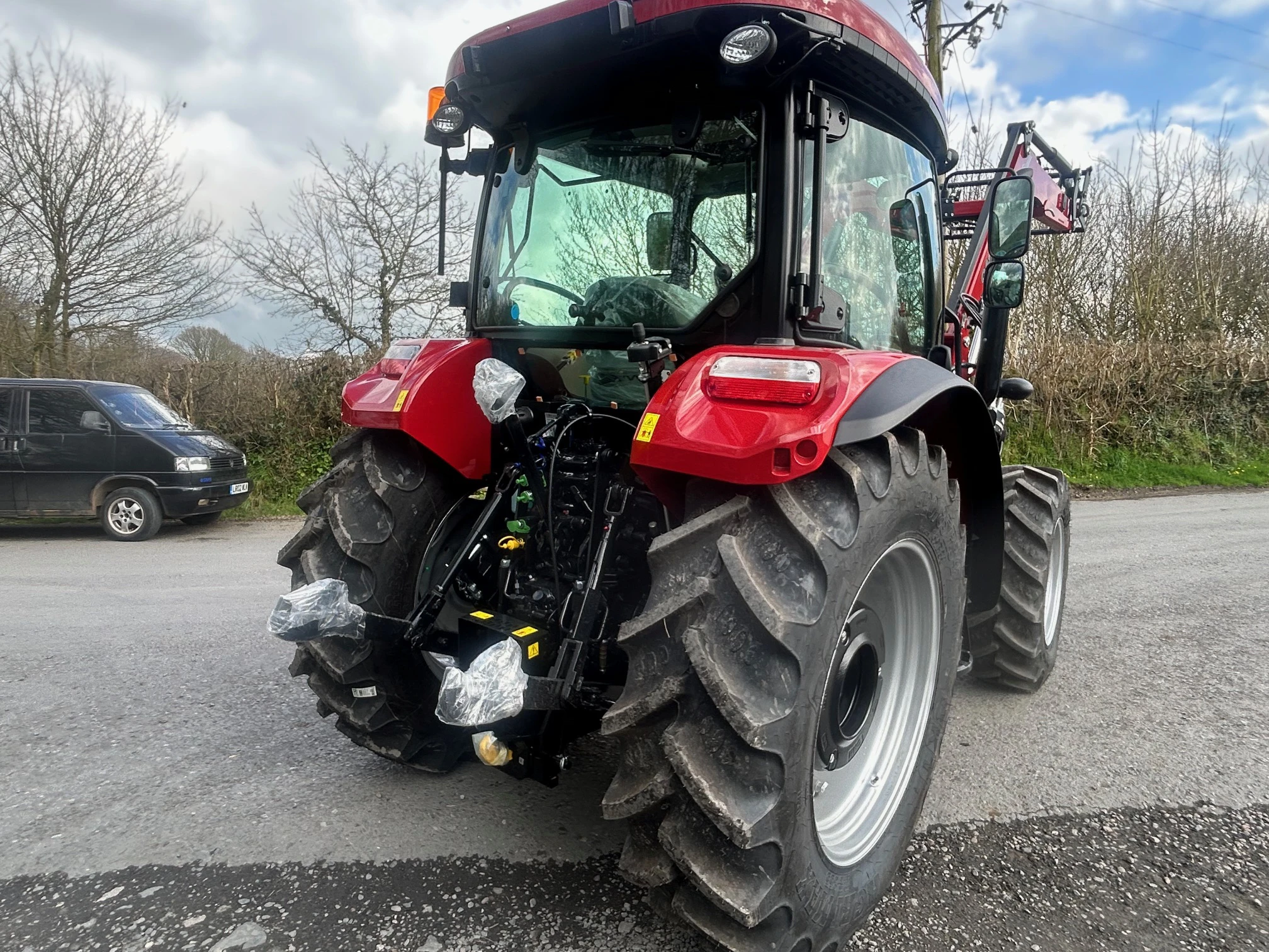 Case IH Farmall 90A & loader Image