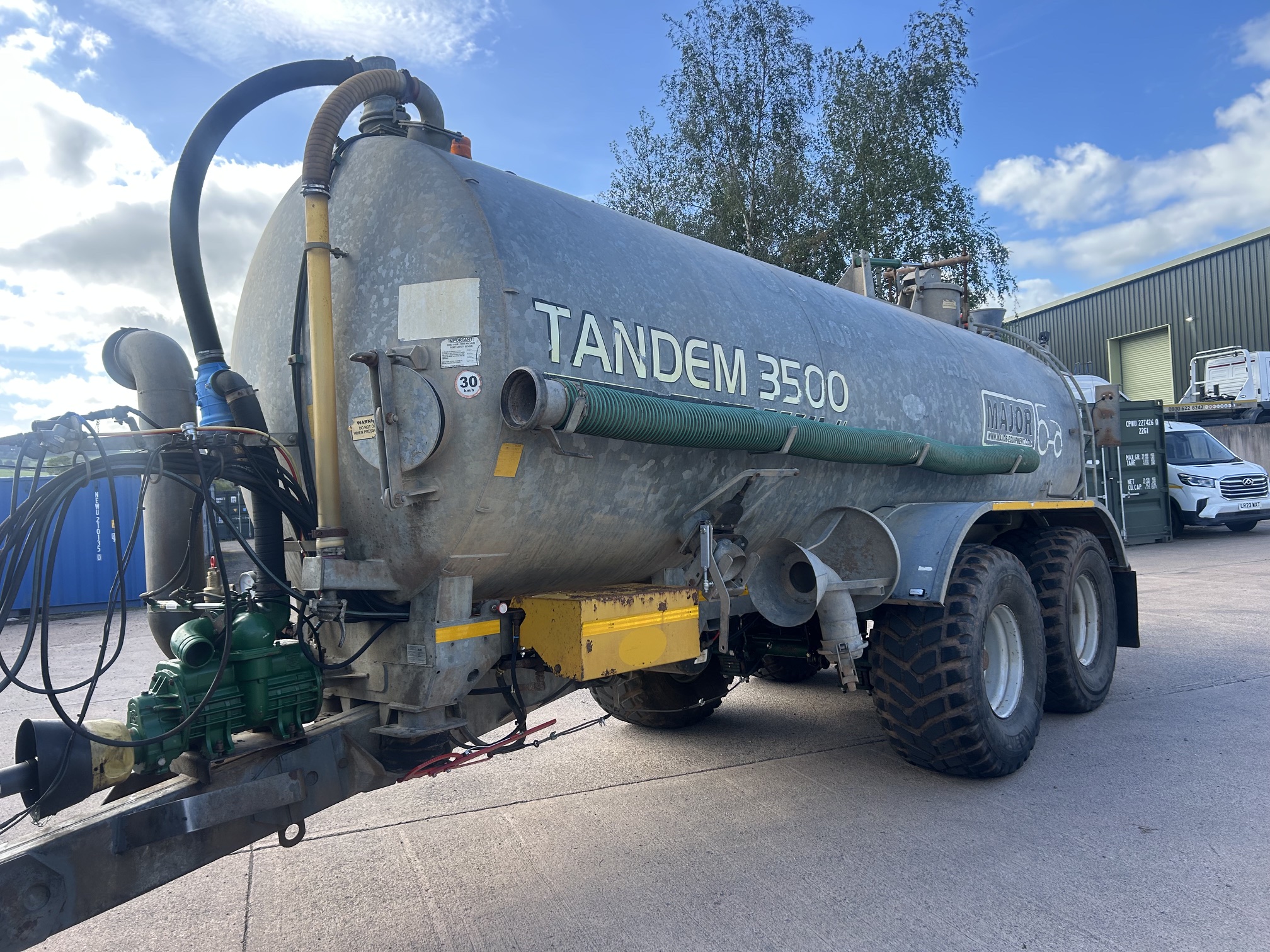 Major Tandem 3500 Vacuum Tanker Image