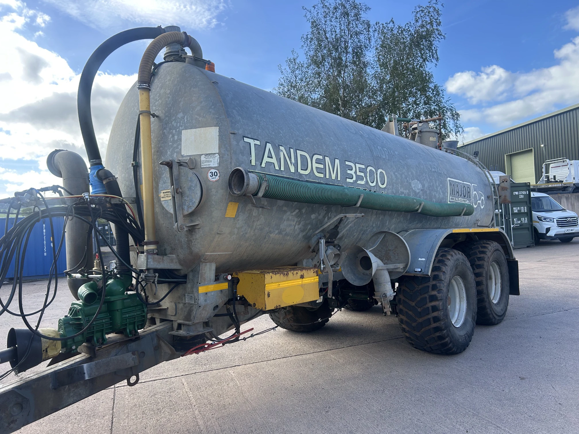 Major Tandem 3500 Vacuum Tanker Image