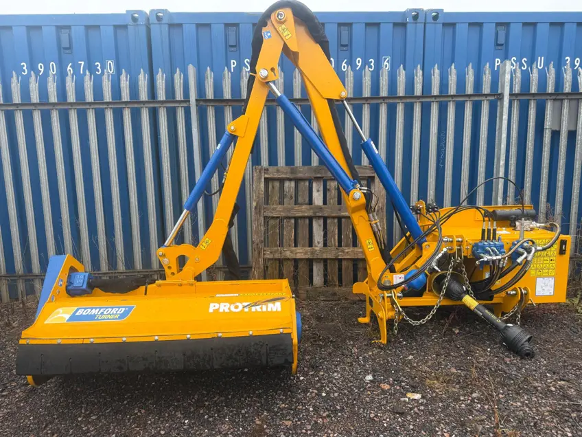 Bomford Raven 4.7 Hedgecutter Image