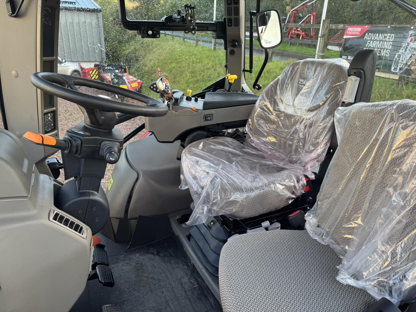 Demo Case IH Vestrum 130 & loader Image