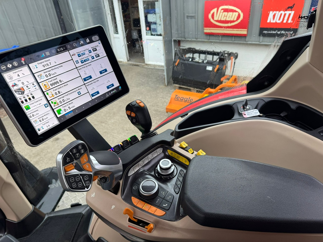 Case IH Puma CVX240 (3) Image