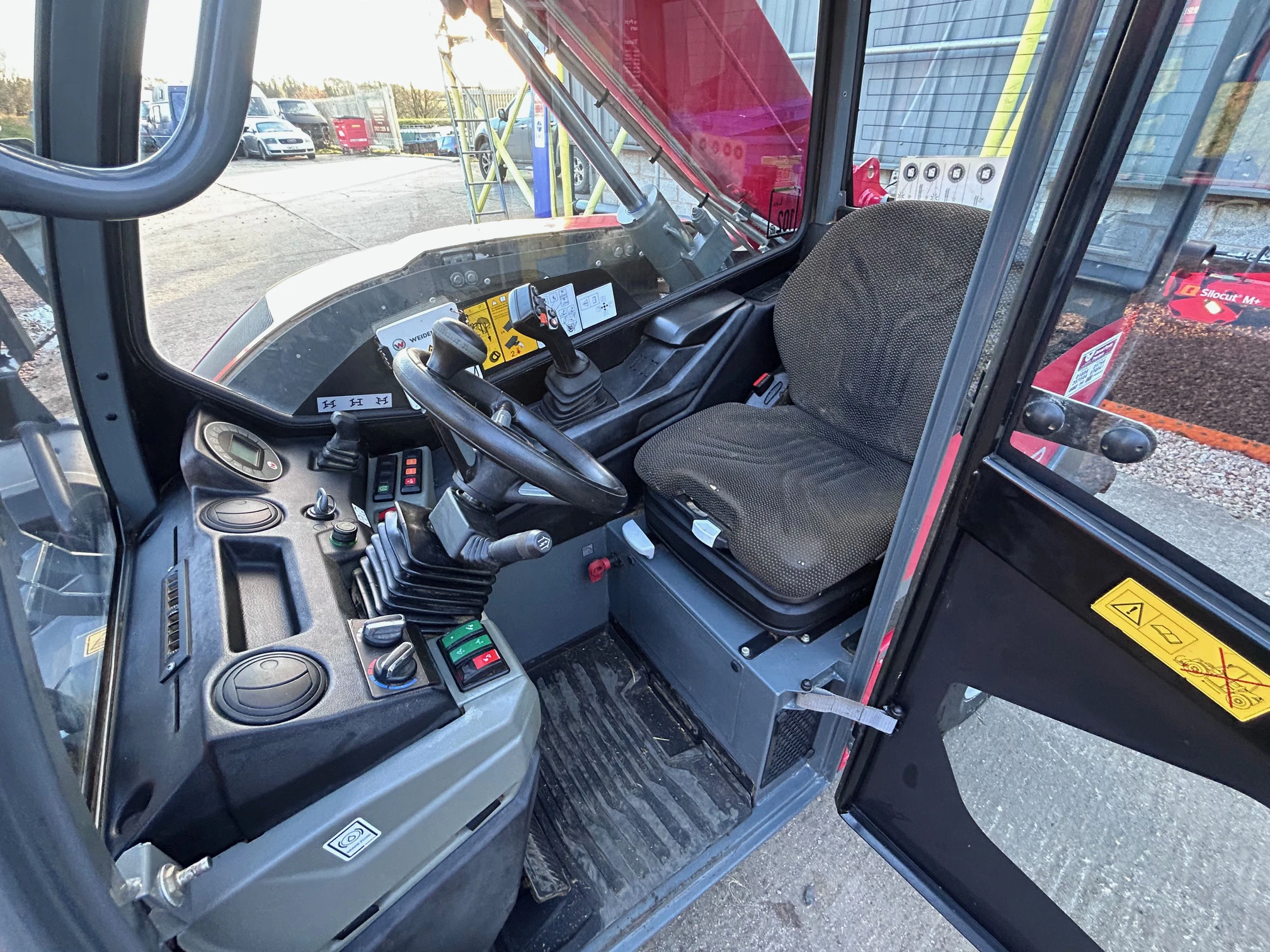 Weidemann T4512 (3) Image