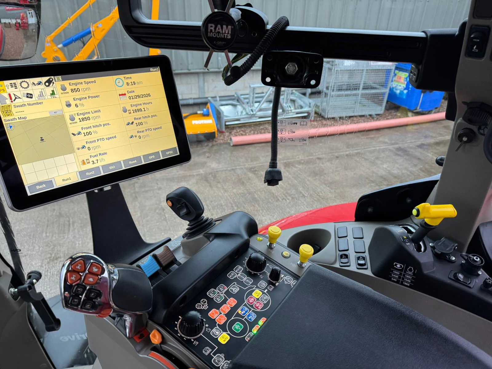 Case IH Puma CVX165 (1) Image