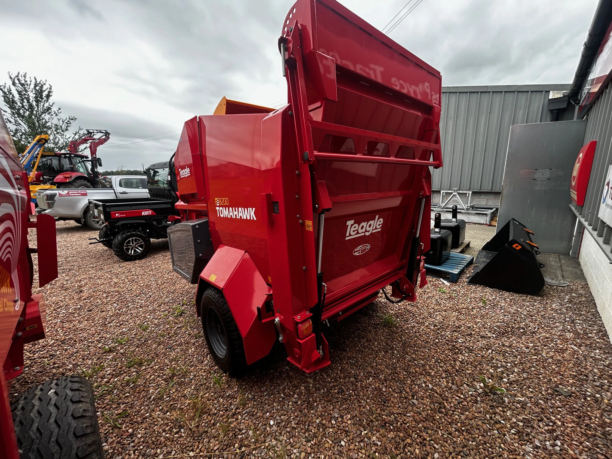 Teagle Tomahawk 8200 Synchro Image