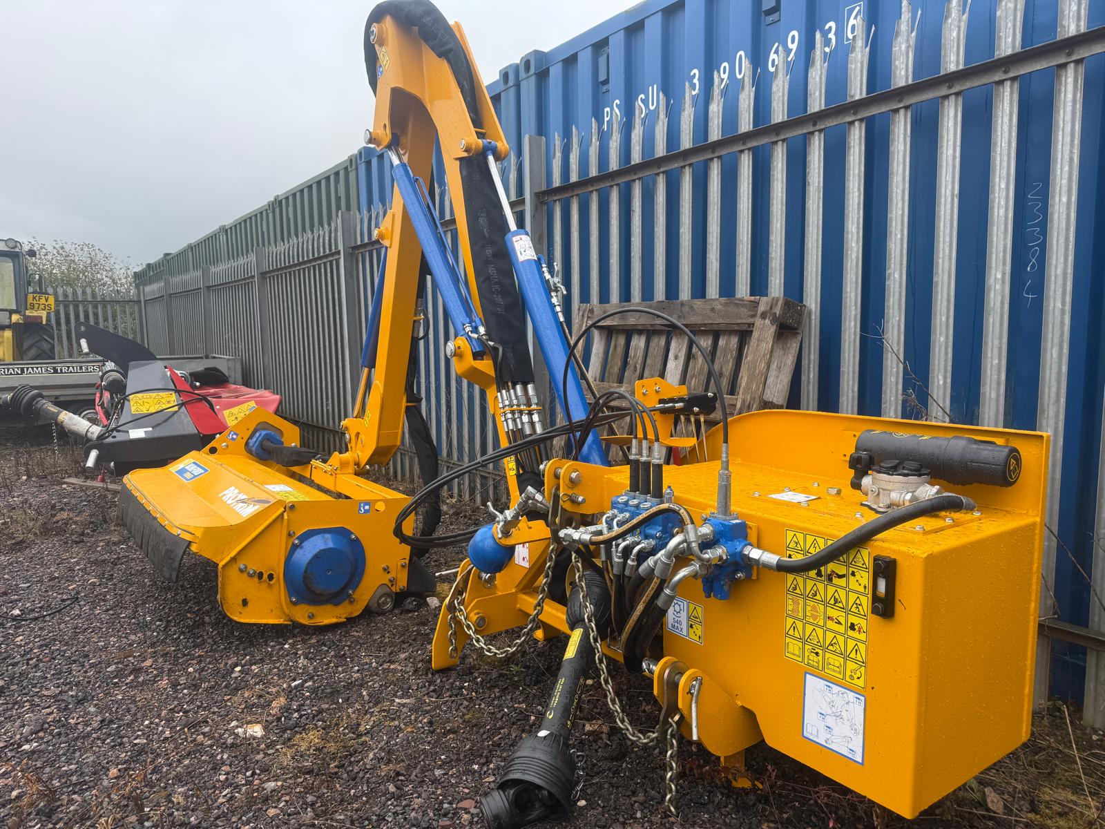 Bomford Raven 4.7 Hedgecutter Image